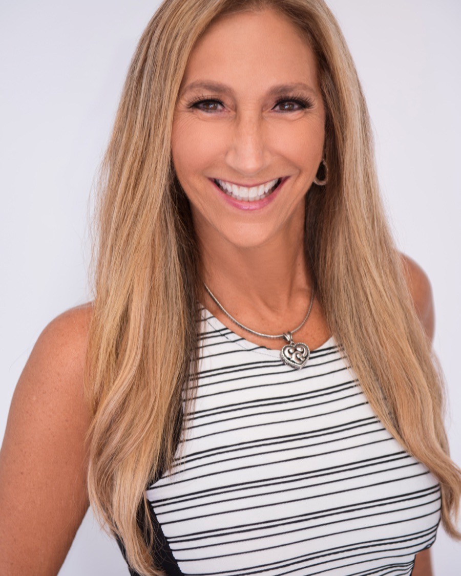 Carolyn J Rivera